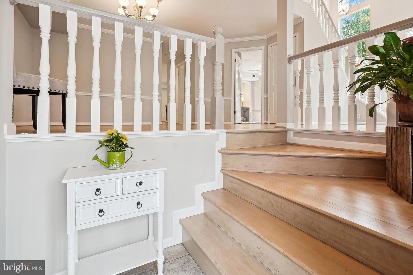 463 FORTRESS WAY, OCCOQUAN, Virginia 22125, 3 Bedrooms Bedrooms, ,3 BathroomsBathrooms,Residential,For sale,463 FORTRESS WAY,VAPW2092904 MLS # VAPW2092904
