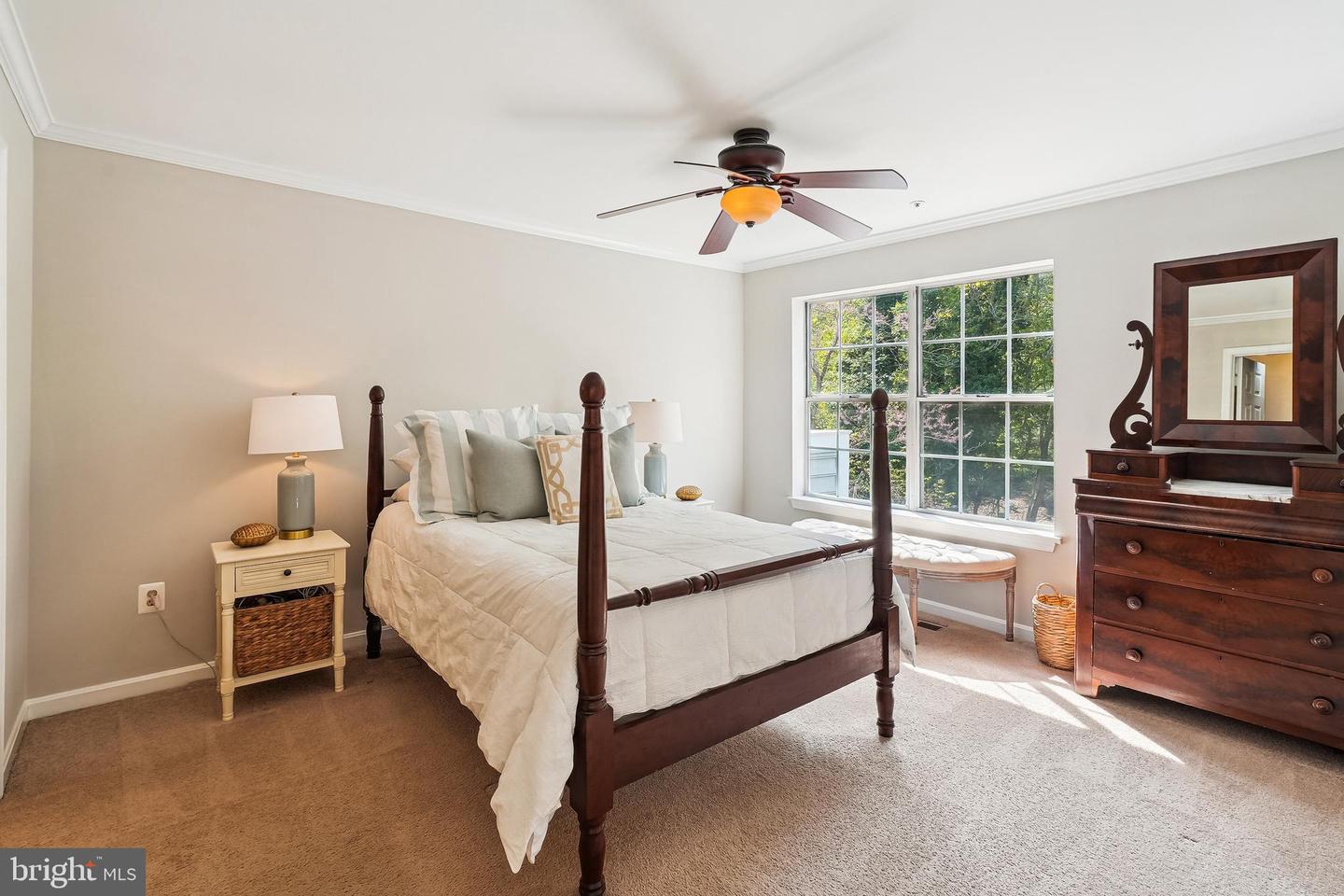 463 FORTRESS WAY, OCCOQUAN, Virginia 22125, 3 Bedrooms Bedrooms, ,3 BathroomsBathrooms,Residential,For sale,463 FORTRESS WAY,VAPW2092904 MLS # VAPW2092904