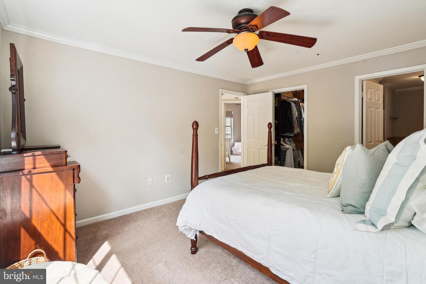 463 FORTRESS WAY, OCCOQUAN, Virginia 22125, 3 Bedrooms Bedrooms, ,3 BathroomsBathrooms,Residential,For sale,463 FORTRESS WAY,VAPW2092904 MLS # VAPW2092904