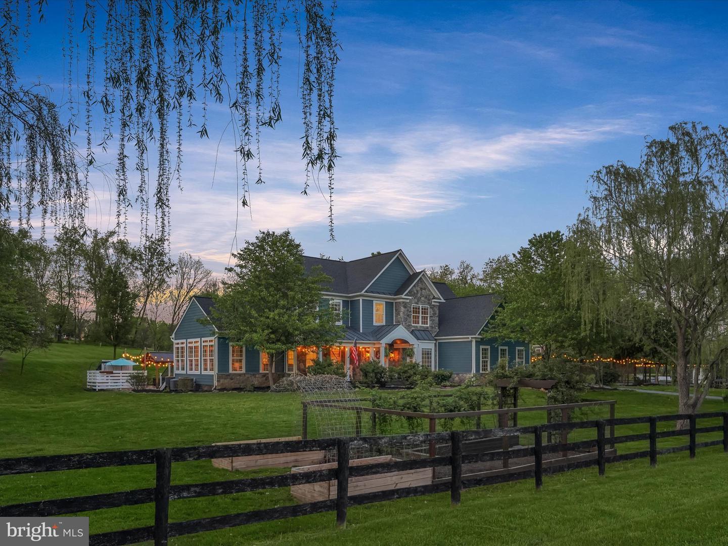 36946 ELAINE PL, PURCELLVILLE, Virginia 20132, 4 Bedrooms Bedrooms, ,4 BathroomsBathrooms,Residential,For sale,36946 ELAINE PL,VALO2094858 MLS # VALO2094858