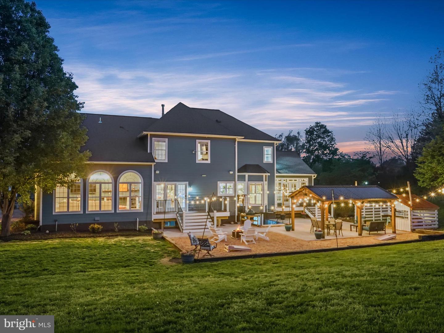 36946 ELAINE PL, PURCELLVILLE, Virginia 20132, 4 Bedrooms Bedrooms, ,4 BathroomsBathrooms,Residential,For sale,36946 ELAINE PL,VALO2094858 MLS # VALO2094858