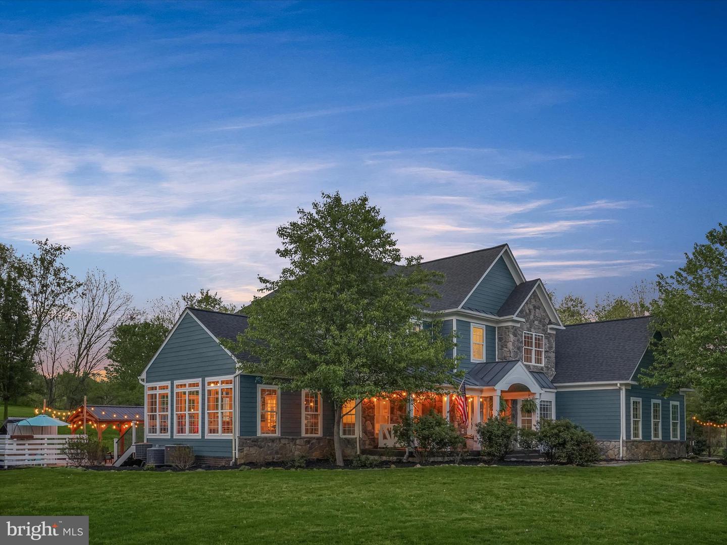 36946 ELAINE PL, PURCELLVILLE, Virginia 20132, 4 Bedrooms Bedrooms, ,4 BathroomsBathrooms,Residential,For sale,36946 ELAINE PL,VALO2094858 MLS # VALO2094858