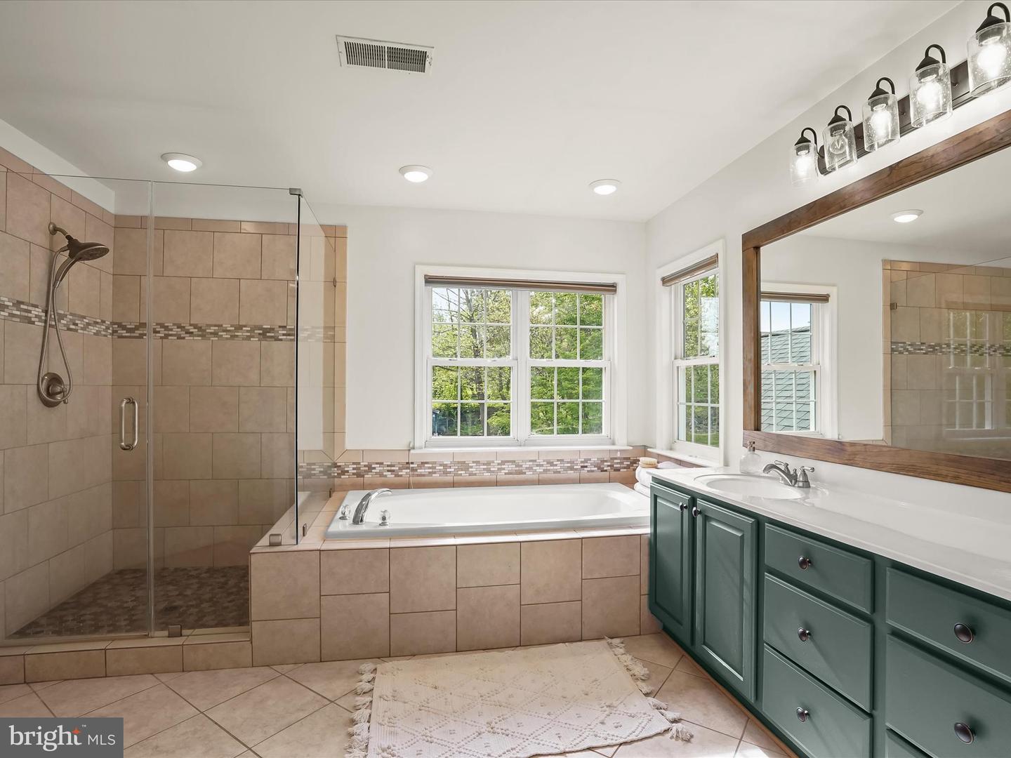 36946 ELAINE PL, PURCELLVILLE, Virginia 20132, 4 Bedrooms Bedrooms, ,4 BathroomsBathrooms,Residential,For sale,36946 ELAINE PL,VALO2094858 MLS # VALO2094858