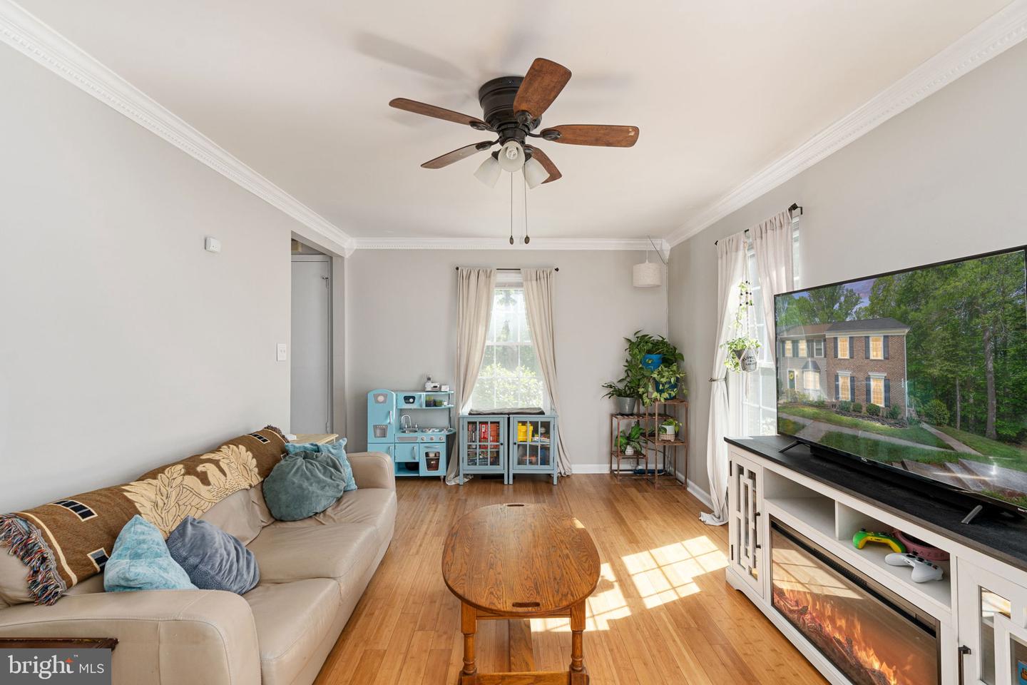3468 AVIARY WAY, WOODBRIDGE, Virginia 22192, 3 Bedrooms Bedrooms, ,2 BathroomsBathrooms,Residential,For sale,3468 AVIARY WAY,VAPW2093172 MLS # VAPW2093172