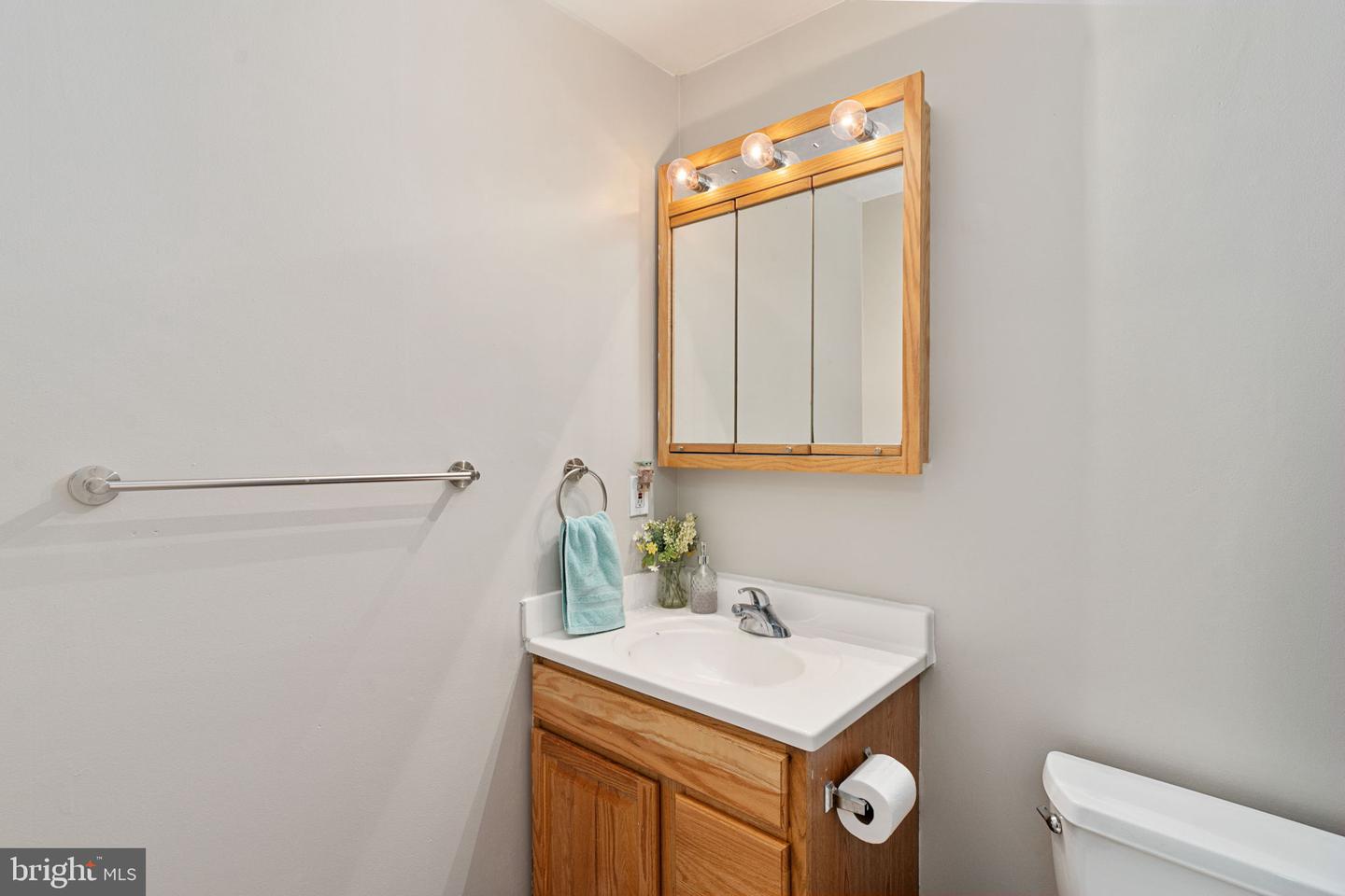 3468 AVIARY WAY, WOODBRIDGE, Virginia 22192, 3 Bedrooms Bedrooms, ,2 BathroomsBathrooms,Residential,For sale,3468 AVIARY WAY,VAPW2093172 MLS # VAPW2093172