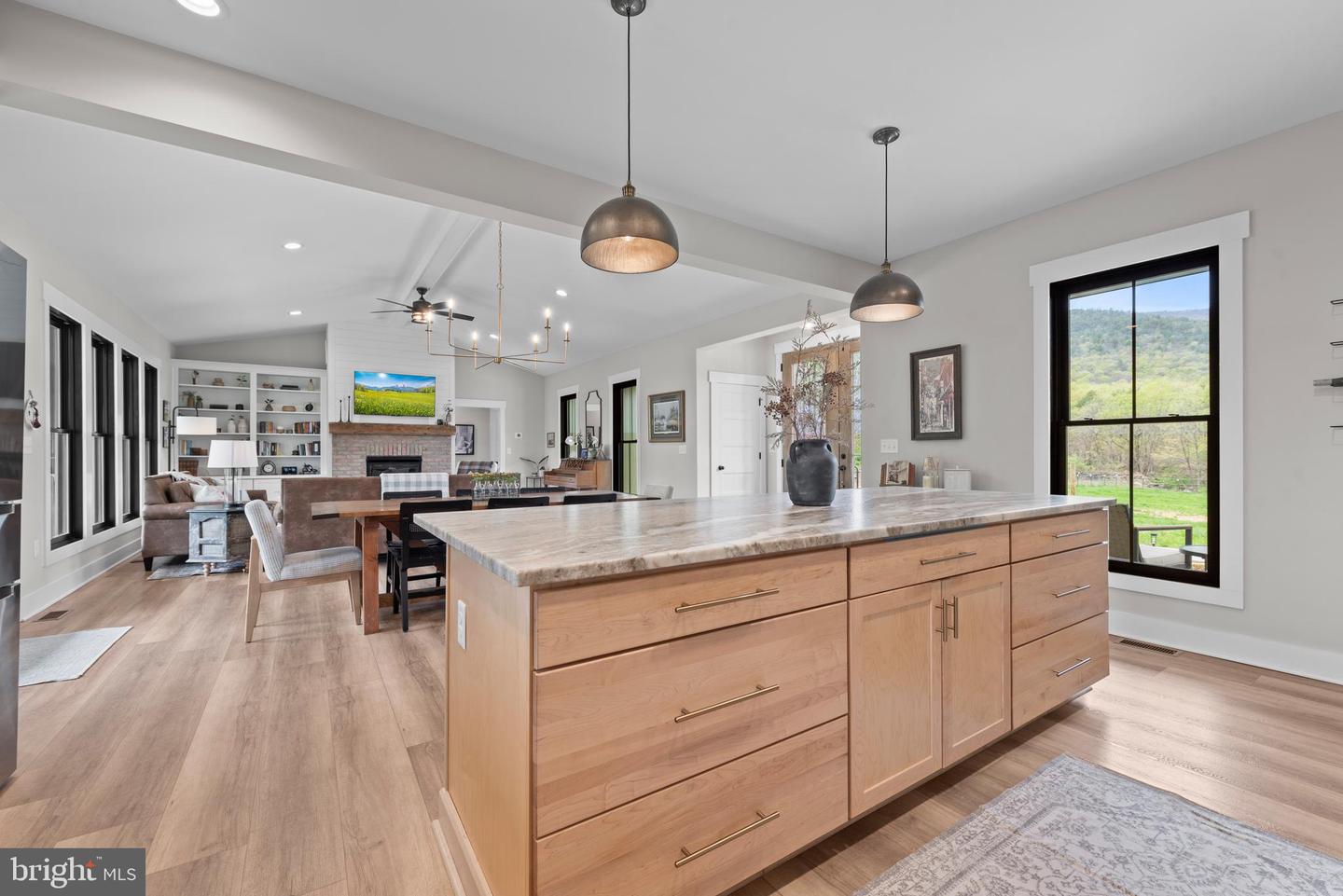761 FALL RUN LN, WINCHESTER, Virginia 22602, 3 Bedrooms Bedrooms, ,2 BathroomsBathrooms,Residential,For sale,761 FALL RUN LN,VAFV2033692 MLS # VAFV2033692