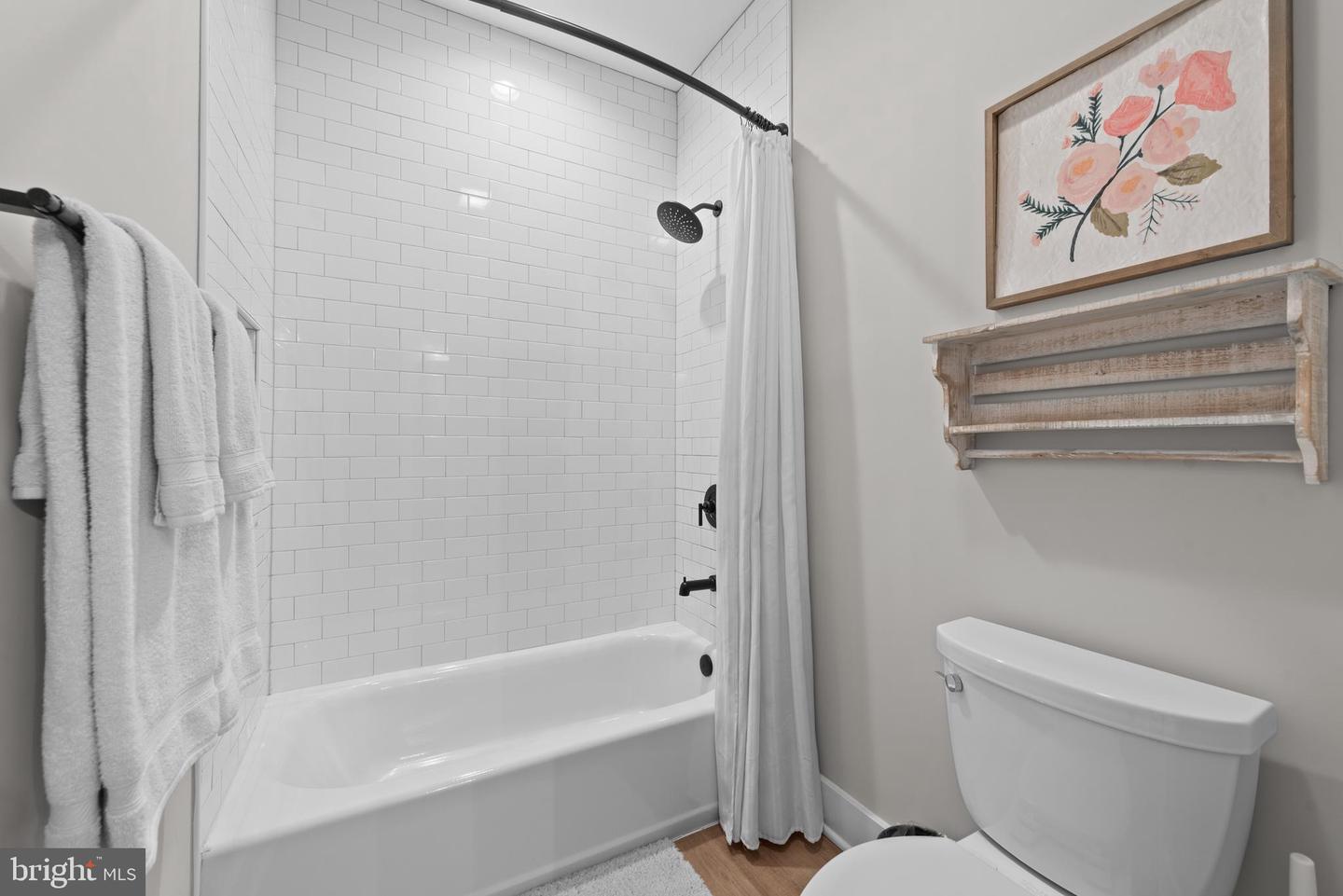 761 FALL RUN LN, WINCHESTER, Virginia 22602, 3 Bedrooms Bedrooms, ,2 BathroomsBathrooms,Residential,For sale,761 FALL RUN LN,VAFV2033692 MLS # VAFV2033692