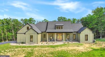 761 FALL RUN LN, WINCHESTER, Virginia 22602, 3 Bedrooms Bedrooms, ,2 BathroomsBathrooms,Residential,For sale,761 FALL RUN LN,VAFV2033692 MLS # VAFV2033692