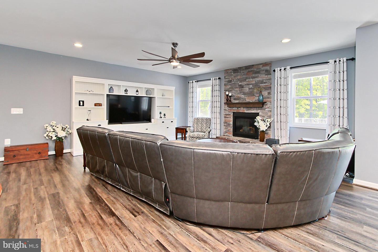 108 CHIMNEY SWIFT RD, FREDERICKSBURG, Virginia 22406, 5 Bedrooms Bedrooms, ,4 BathroomsBathrooms,Residential,For sale,108 CHIMNEY SWIFT RD,VAST2038200 MLS # VAST2038200