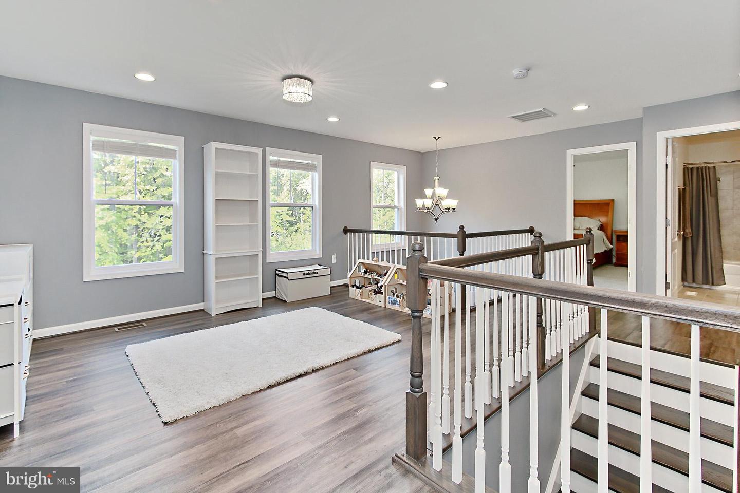 108 CHIMNEY SWIFT RD, FREDERICKSBURG, Virginia 22406, 5 Bedrooms Bedrooms, ,4 BathroomsBathrooms,Residential,For sale,108 CHIMNEY SWIFT RD,VAST2038200 MLS # VAST2038200