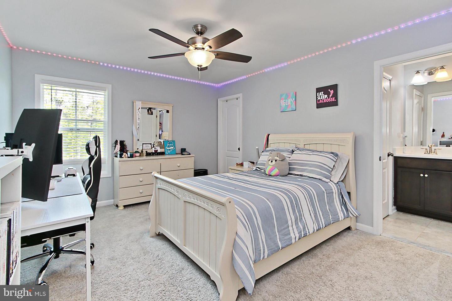 108 CHIMNEY SWIFT RD, FREDERICKSBURG, Virginia 22406, 5 Bedrooms Bedrooms, ,4 BathroomsBathrooms,Residential,For sale,108 CHIMNEY SWIFT RD,VAST2038200 MLS # VAST2038200