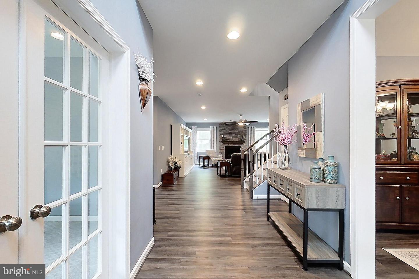108 CHIMNEY SWIFT RD, FREDERICKSBURG, Virginia 22406, 5 Bedrooms Bedrooms, ,4 BathroomsBathrooms,Residential,For sale,108 CHIMNEY SWIFT RD,VAST2038200 MLS # VAST2038200