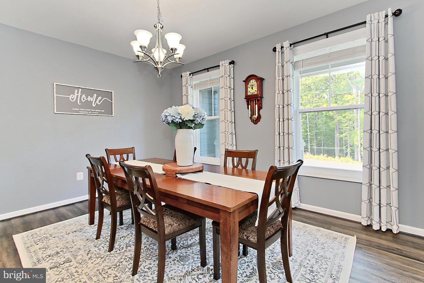 108 CHIMNEY SWIFT RD, FREDERICKSBURG, Virginia 22406, 5 Bedrooms Bedrooms, ,4 BathroomsBathrooms,Residential,For sale,108 CHIMNEY SWIFT RD,VAST2038200 MLS # VAST2038200
