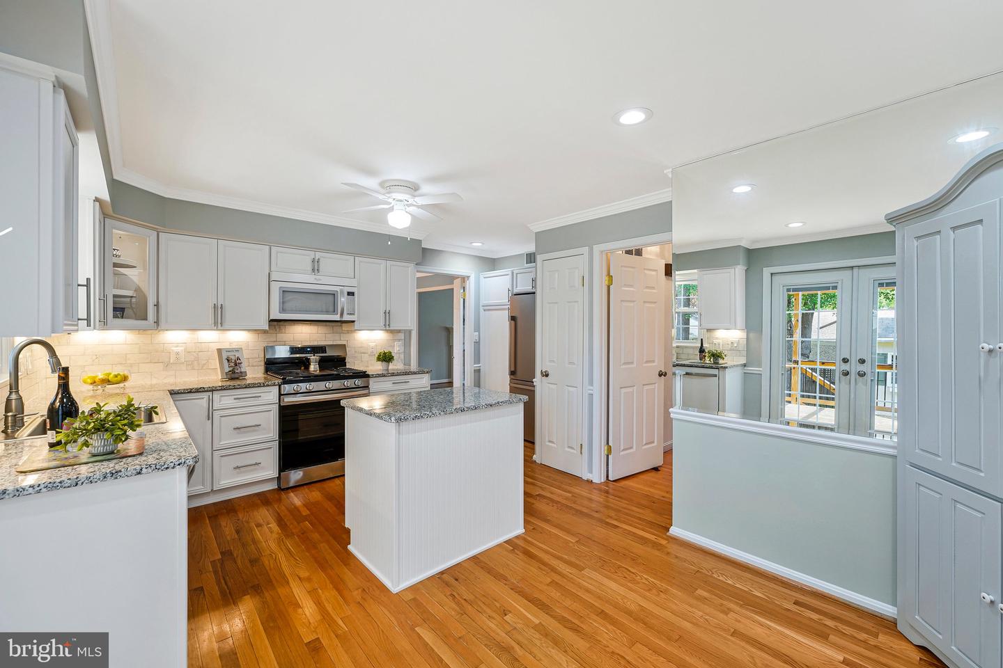 1204 PINE HILL RD, MCLEAN, Virginia 22101, 3 Bedrooms Bedrooms, ,3 BathroomsBathrooms,Residential,For sale,1204 PINE HILL RD,VAFX2236698 MLS # VAFX2236698