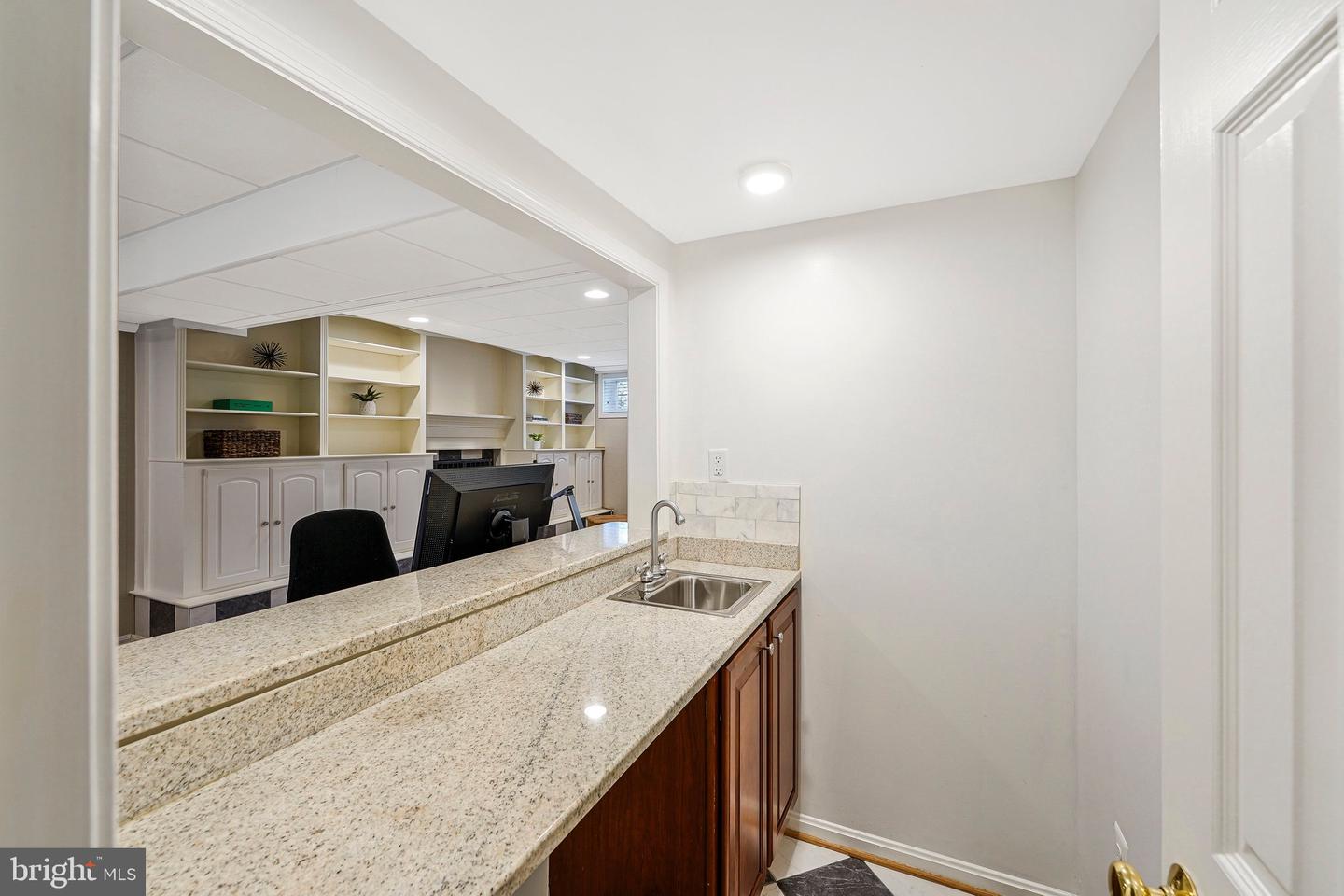 1204 PINE HILL RD, MCLEAN, Virginia 22101, 3 Bedrooms Bedrooms, ,3 BathroomsBathrooms,Residential,For sale,1204 PINE HILL RD,VAFX2236698 MLS # VAFX2236698