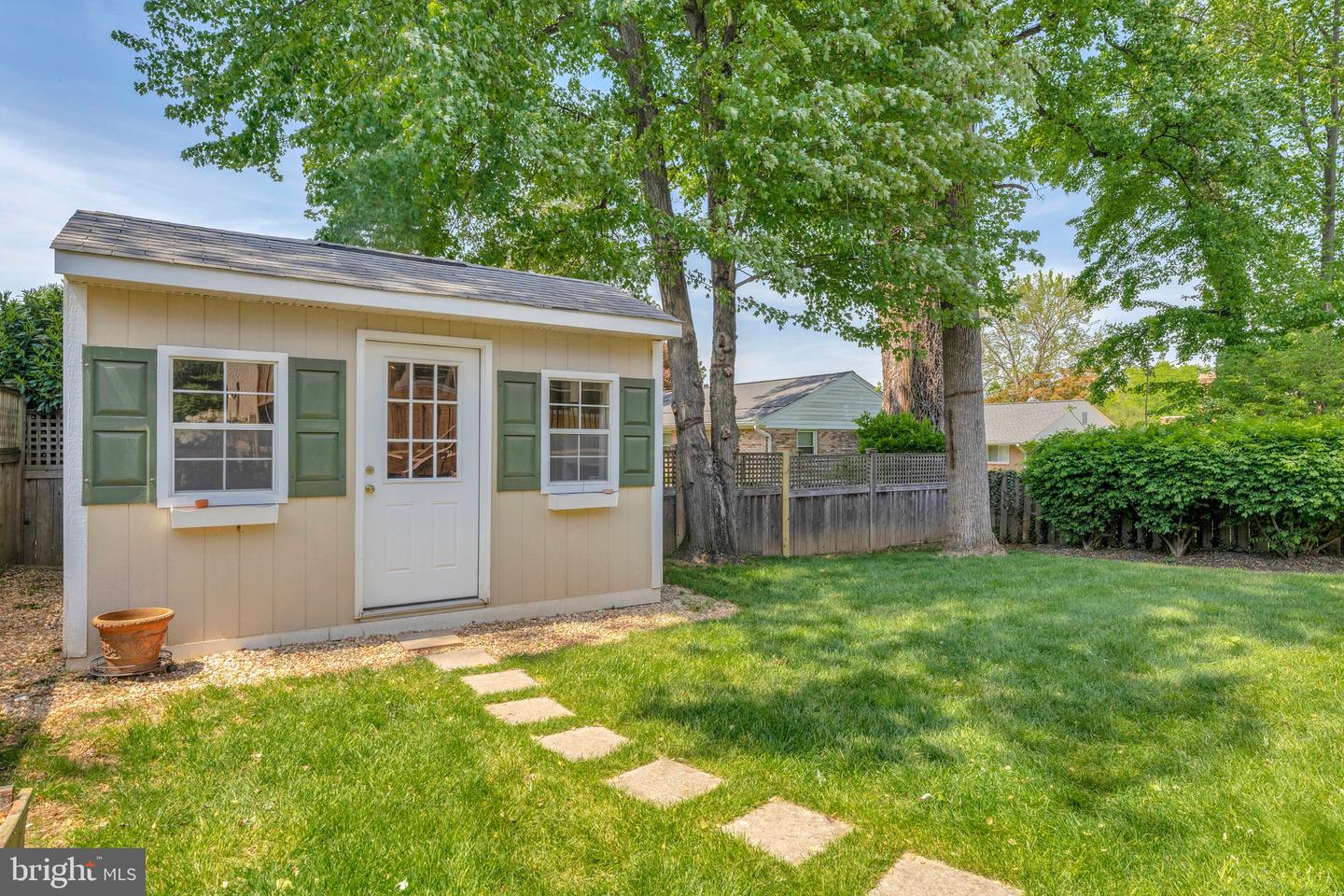1204 PINE HILL RD, MCLEAN, Virginia 22101, 3 Bedrooms Bedrooms, ,3 BathroomsBathrooms,Residential,For sale,1204 PINE HILL RD,VAFX2236698 MLS # VAFX2236698
