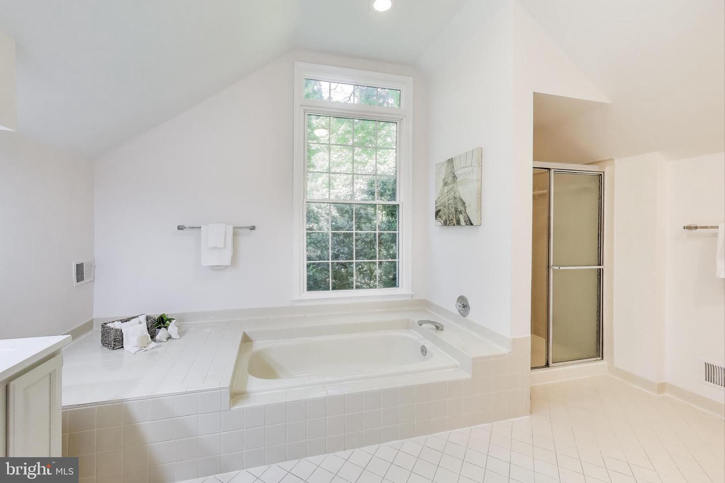 12148 DARNLEY RD, WOODBRIDGE, Virginia 22192, 5 Bedrooms Bedrooms, ,3 BathroomsBathrooms,Residential,For sale,12148 DARNLEY RD,VAPW2093194 MLS # VAPW2093194