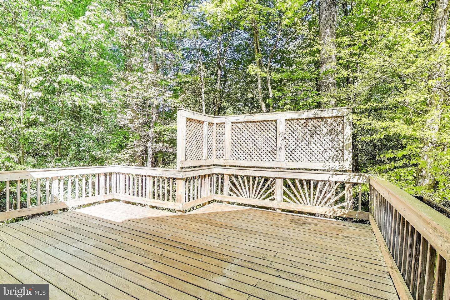 12148 DARNLEY RD, WOODBRIDGE, Virginia 22192, 5 Bedrooms Bedrooms, ,3 BathroomsBathrooms,Residential,For sale,12148 DARNLEY RD,VAPW2093194 MLS # VAPW2093194