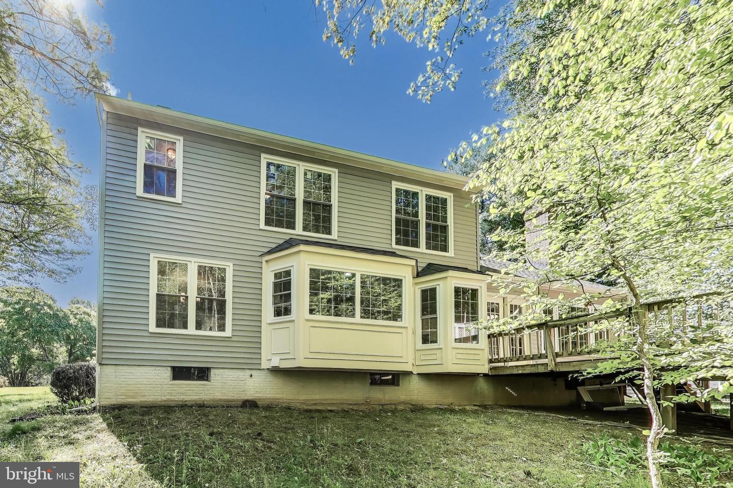 12148 DARNLEY RD, WOODBRIDGE, Virginia 22192, 5 Bedrooms Bedrooms, ,3 BathroomsBathrooms,Residential,For sale,12148 DARNLEY RD,VAPW2093194 MLS # VAPW2093194