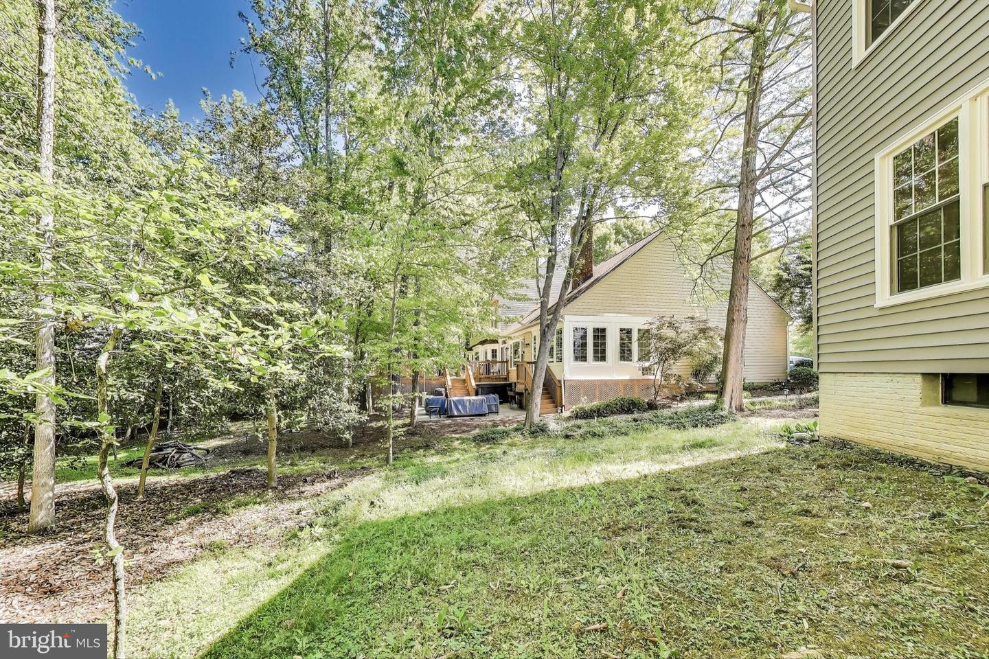 12148 DARNLEY RD, WOODBRIDGE, Virginia 22192, 5 Bedrooms Bedrooms, ,3 BathroomsBathrooms,Residential,For sale,12148 DARNLEY RD,VAPW2093194 MLS # VAPW2093194