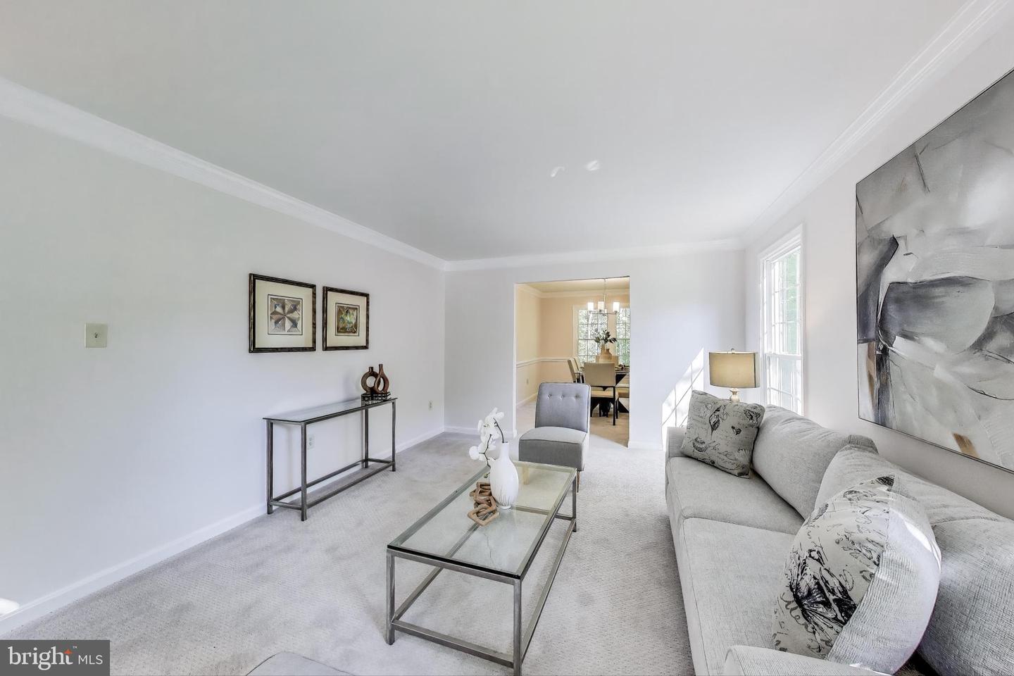 12148 DARNLEY RD, WOODBRIDGE, Virginia 22192, 5 Bedrooms Bedrooms, ,3 BathroomsBathrooms,Residential,For sale,12148 DARNLEY RD,VAPW2093194 MLS # VAPW2093194
