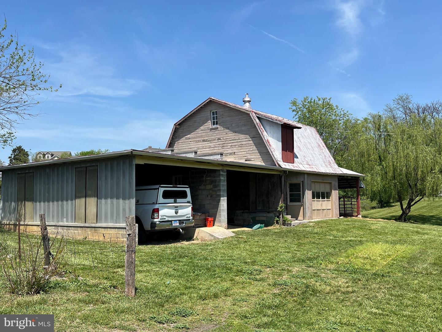1928 ORANDA RD, STRASBURG, Virginia 22657, 3 Bedrooms Bedrooms, ,2 BathroomsBathrooms,Residential,For sale,1928 ORANDA RD,VASH2011276 MLS # VASH2011276