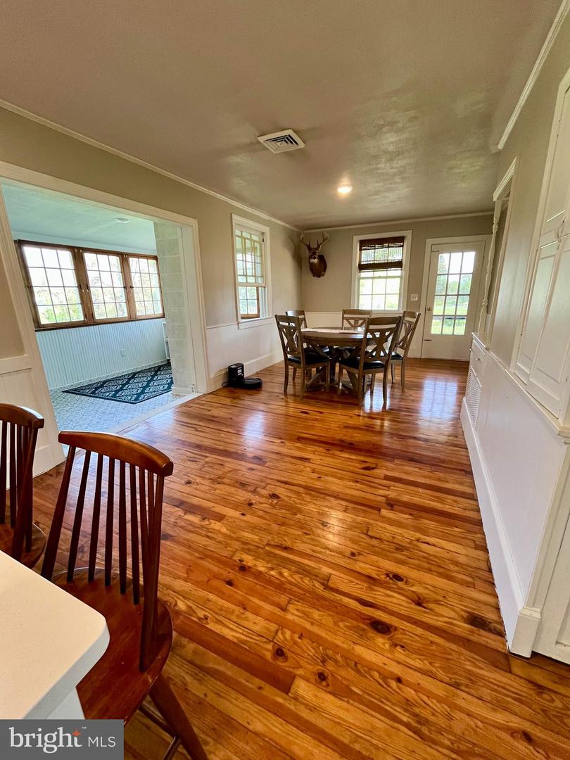 1928 ORANDA RD, STRASBURG, Virginia 22657, 3 Bedrooms Bedrooms, ,2 BathroomsBathrooms,Residential,For sale,1928 ORANDA RD,VASH2011276 MLS # VASH2011276