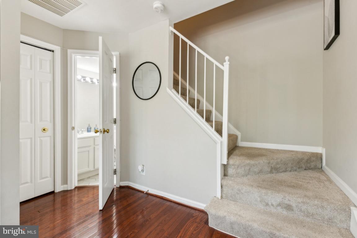 8214 WINSTEAD PL #201, MANASSAS, Virginia 20109, 2 Bedrooms Bedrooms, ,1 BathroomBathrooms,Residential,For sale,8214 WINSTEAD PL #201,VAPW2093146 MLS # VAPW2093146