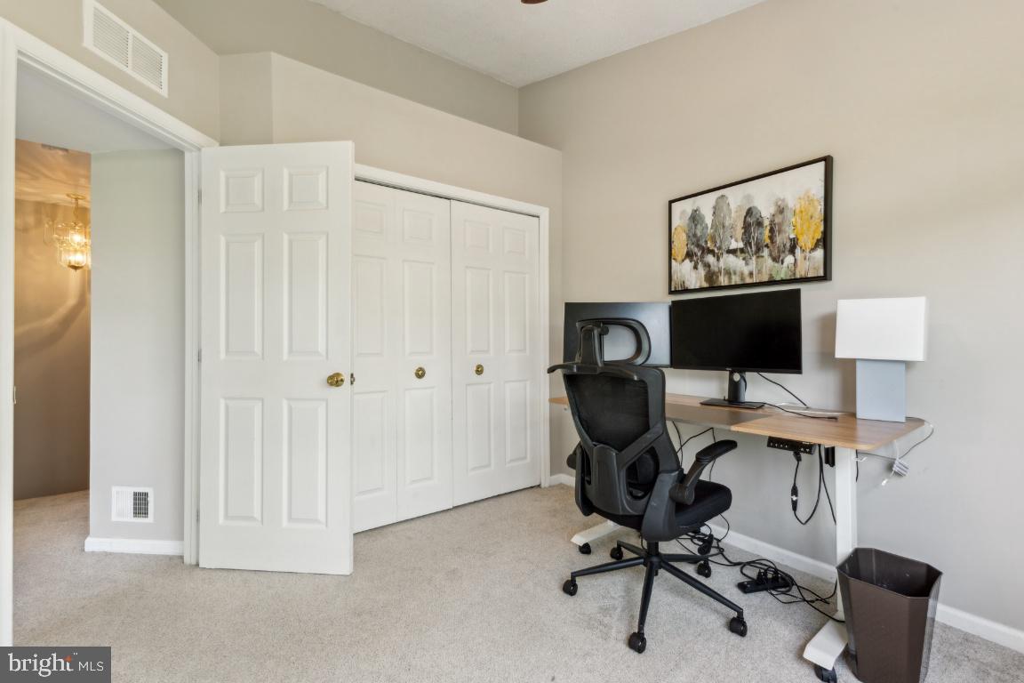 8214 WINSTEAD PL #201, MANASSAS, Virginia 20109, 2 Bedrooms Bedrooms, ,1 BathroomBathrooms,Residential,For sale,8214 WINSTEAD PL #201,VAPW2093146 MLS # VAPW2093146