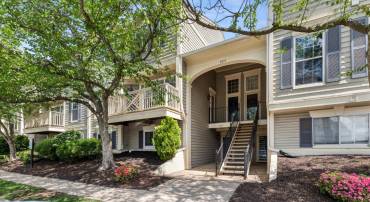 8214 WINSTEAD PL #201, MANASSAS, Virginia 20109, 2 Bedrooms Bedrooms, ,1 BathroomBathrooms,Residential,For sale,8214 WINSTEAD PL #201,VAPW2093146 MLS # VAPW2093146