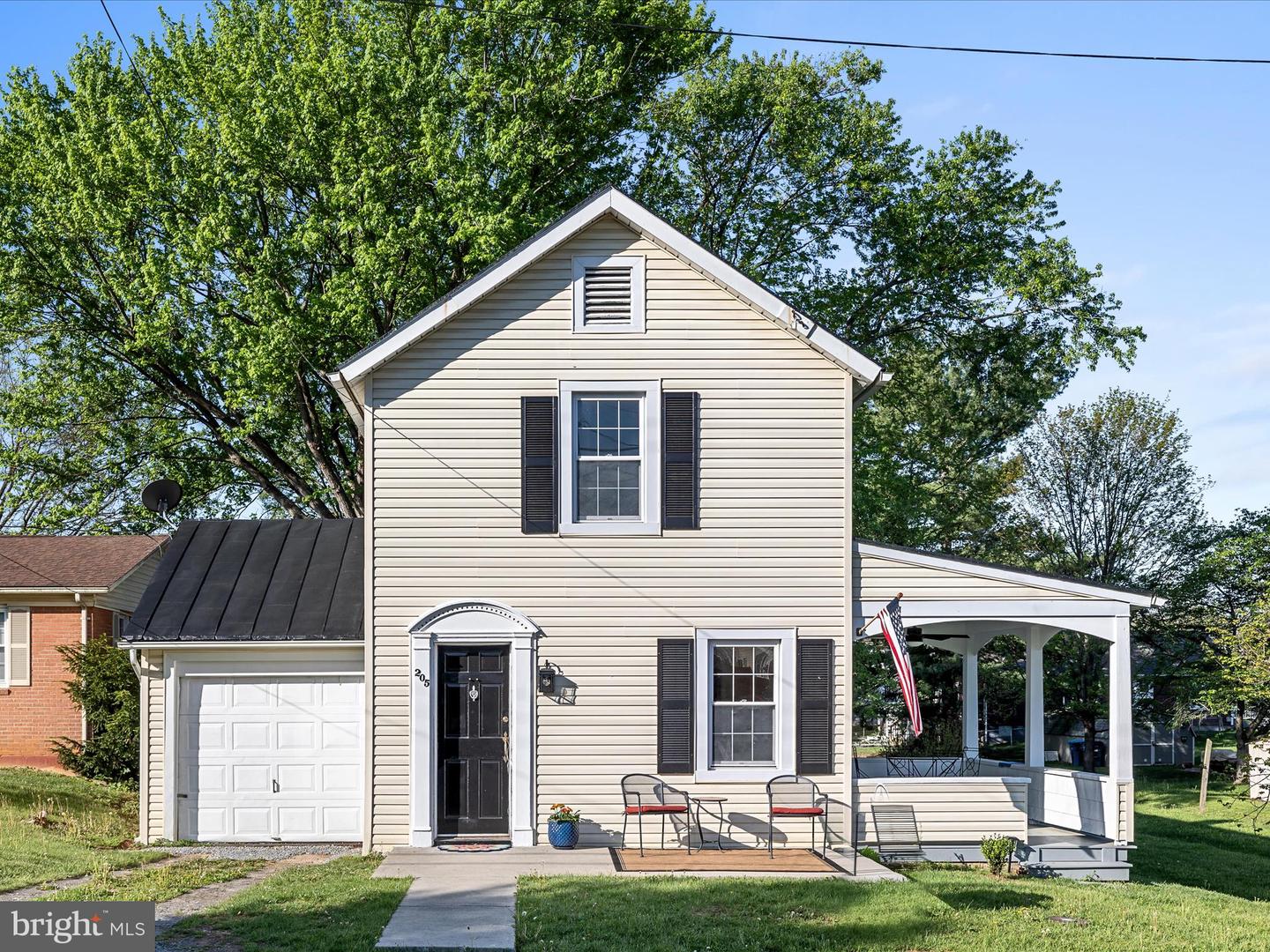 205 LIBERTY ST, BERRYVILLE, Virginia 22611, 2 Bedrooms Bedrooms, ,1 BathroomBathrooms,Residential,For sale,205 LIBERTY ST,VACL2003646 MLS # VACL2003646