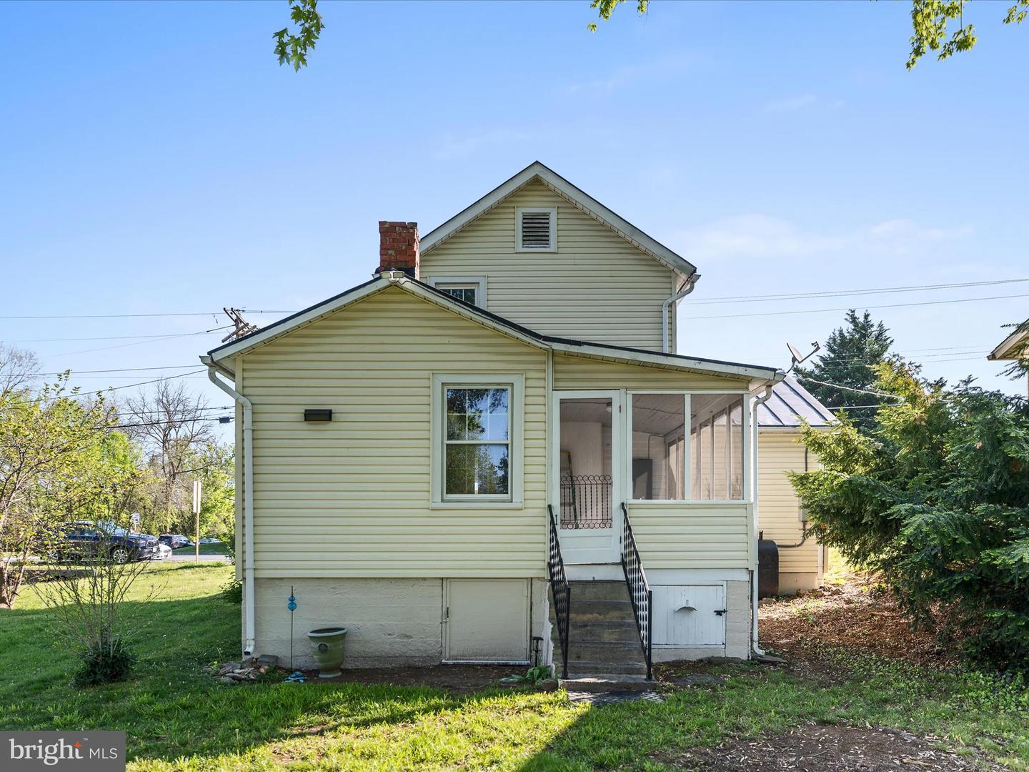 205 LIBERTY ST, BERRYVILLE, Virginia 22611, 2 Bedrooms Bedrooms, ,1 BathroomBathrooms,Residential,For sale,205 LIBERTY ST,VACL2003646 MLS # VACL2003646