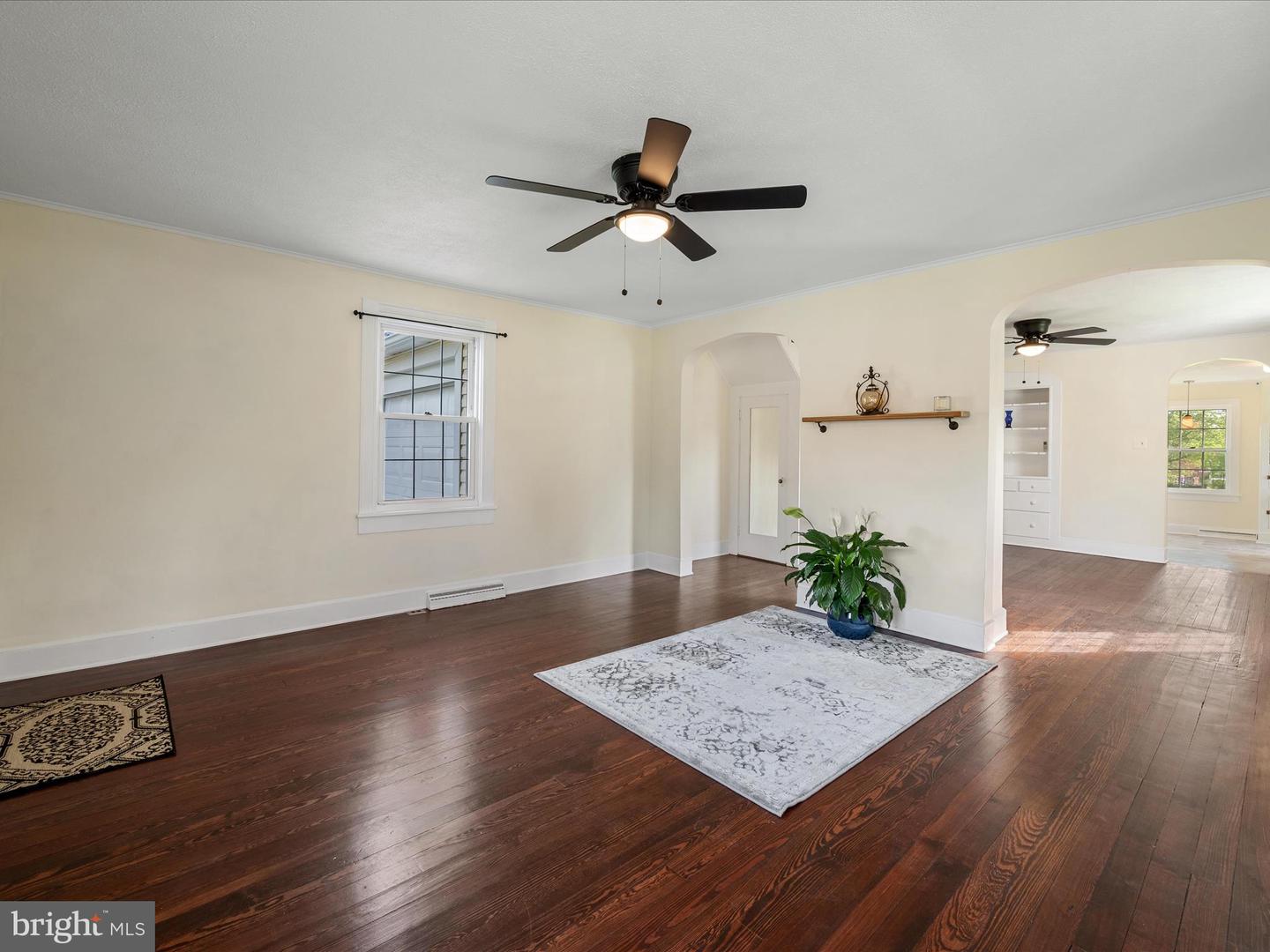 205 LIBERTY ST, BERRYVILLE, Virginia 22611, 2 Bedrooms Bedrooms, ,1 BathroomBathrooms,Residential,For sale,205 LIBERTY ST,VACL2003646 MLS # VACL2003646