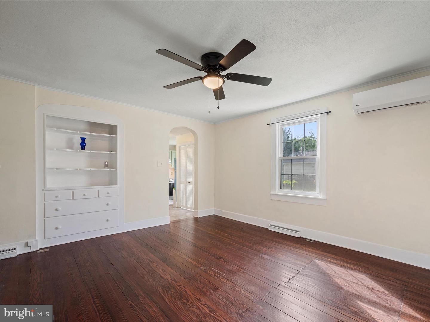 205 LIBERTY ST, BERRYVILLE, Virginia 22611, 2 Bedrooms Bedrooms, ,1 BathroomBathrooms,Residential,For sale,205 LIBERTY ST,VACL2003646 MLS # VACL2003646