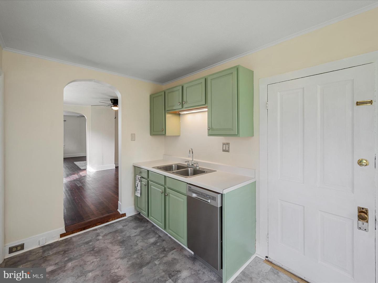 205 LIBERTY ST, BERRYVILLE, Virginia 22611, 2 Bedrooms Bedrooms, ,1 BathroomBathrooms,Residential,For sale,205 LIBERTY ST,VACL2003646 MLS # VACL2003646