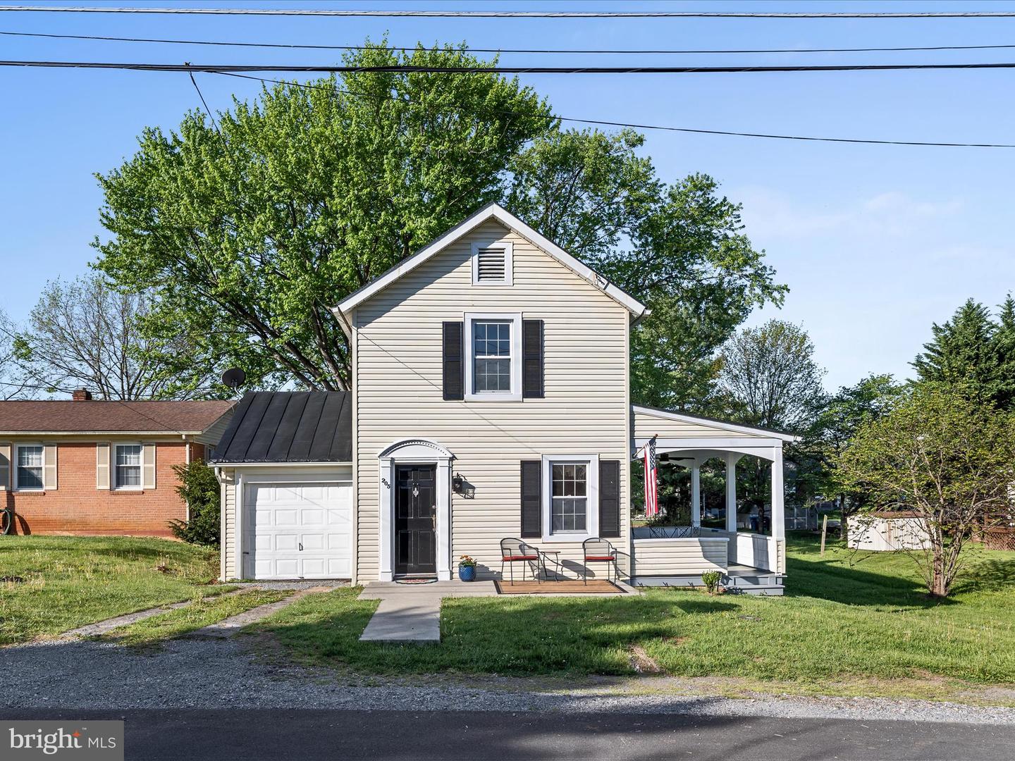 205 LIBERTY ST, BERRYVILLE, Virginia 22611, 2 Bedrooms Bedrooms, ,1 BathroomBathrooms,Residential,For sale,205 LIBERTY ST,VACL2003646 MLS # VACL2003646