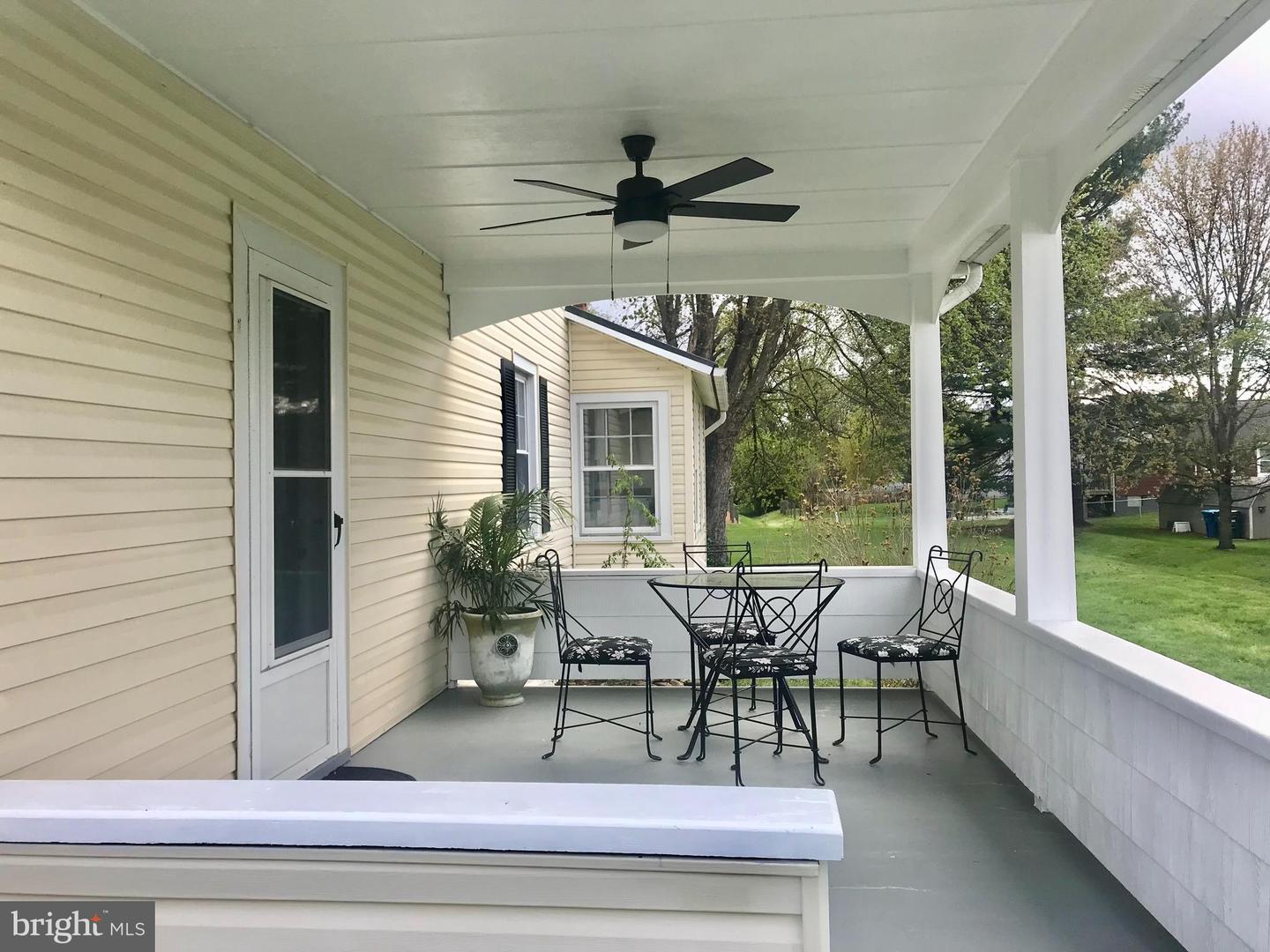 205 LIBERTY ST, BERRYVILLE, Virginia 22611, 2 Bedrooms Bedrooms, ,1 BathroomBathrooms,Residential,For sale,205 LIBERTY ST,VACL2003646 MLS # VACL2003646