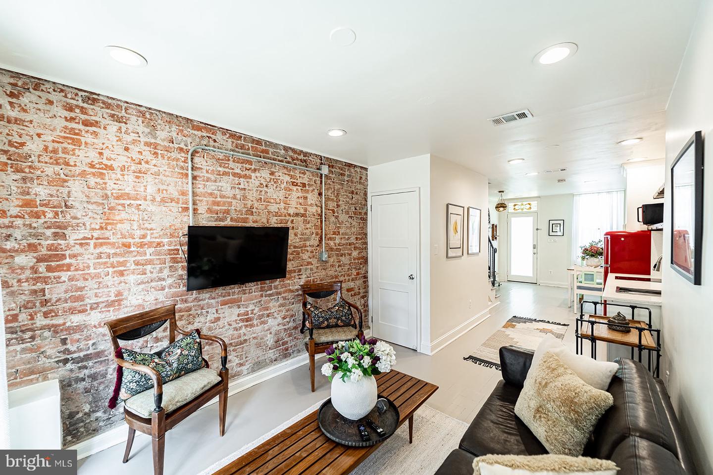 1062 | 1064 THOMAS JEFFERSON ST NW, WASHINGTON, District Of Columbia 20007, 2 Bedrooms Bedrooms, ,1 BathroomBathrooms,Residential,For sale,1062 | 1064 THOMAS JEFFERSON ST NW,DCDC2197686 MLS # DCDC2197686