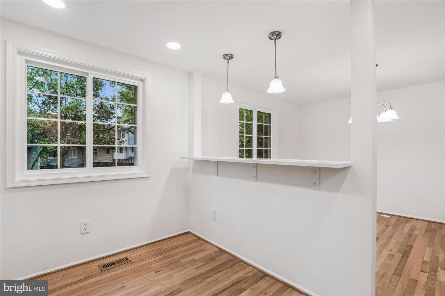 5301 AVALON PL, ALEXANDRIA, Virginia 22315, 3 Bedrooms Bedrooms, ,2 BathroomsBathrooms,Residential,For sale,5301 AVALON PL,VAFX2236872 MLS # VAFX2236872