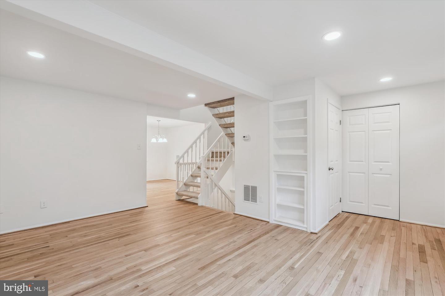 5301 AVALON PL, ALEXANDRIA, Virginia 22315, 3 Bedrooms Bedrooms, ,2 BathroomsBathrooms,Residential,For sale,5301 AVALON PL,VAFX2236872 MLS # VAFX2236872