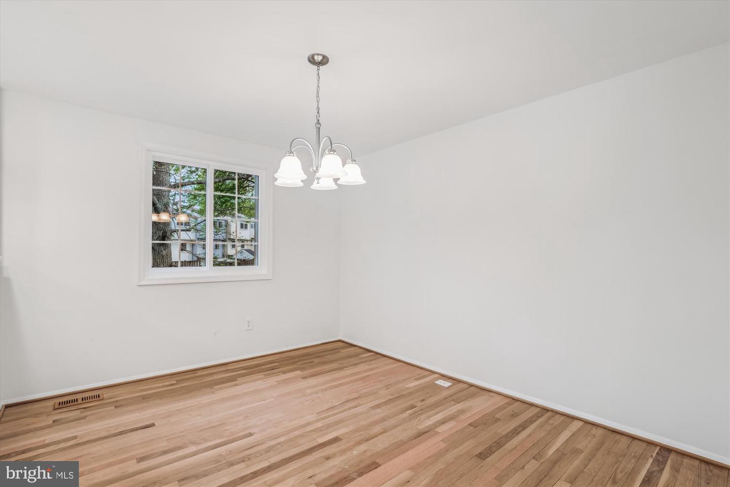5301 AVALON PL, ALEXANDRIA, Virginia 22315, 3 Bedrooms Bedrooms, ,2 BathroomsBathrooms,Residential,For sale,5301 AVALON PL,VAFX2236872 MLS # VAFX2236872