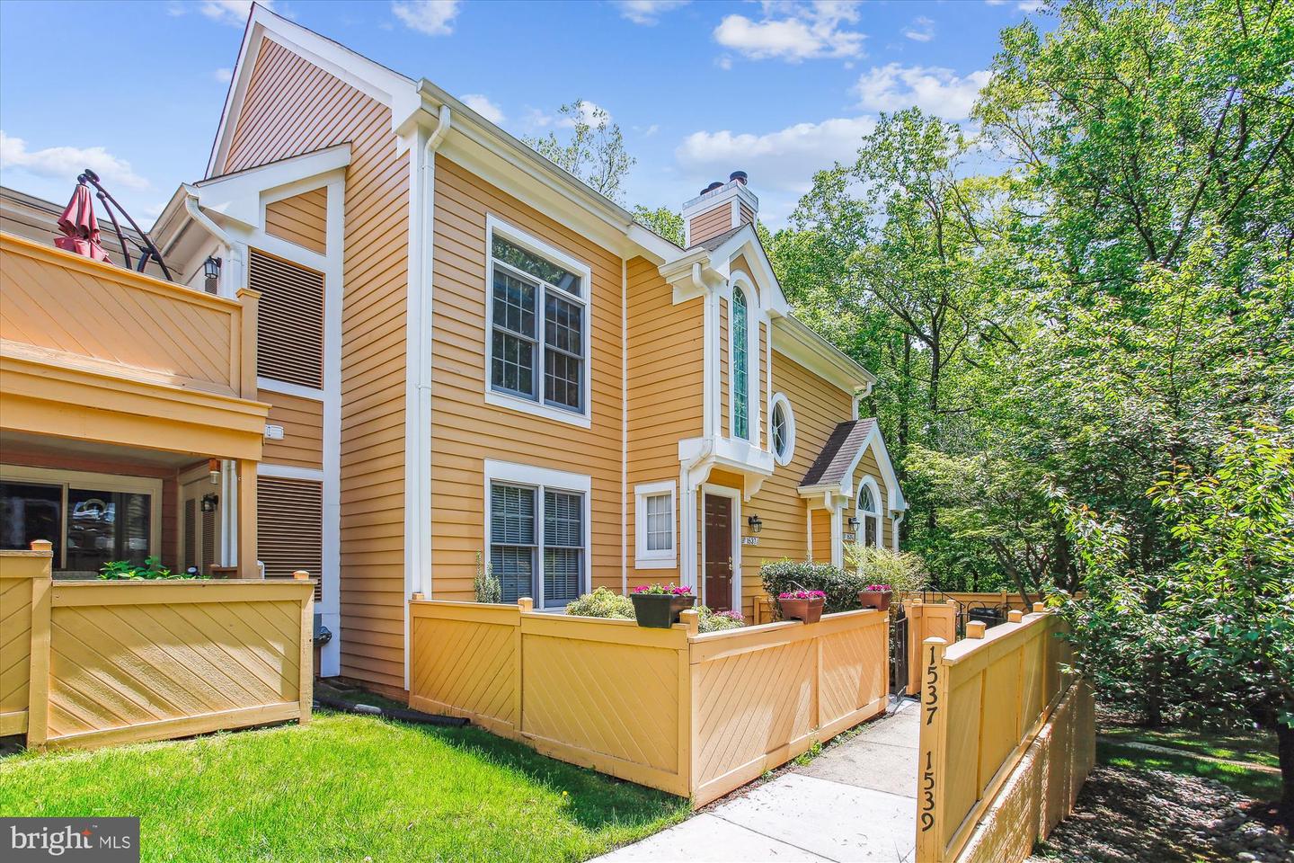 1539 CHURCH HILL PL, RESTON, Virginia 20194, 3 Bedrooms Bedrooms, ,3 BathroomsBathrooms,Residential,For sale,1539 CHURCH HILL PL,VAFX2236886 MLS # VAFX2236886