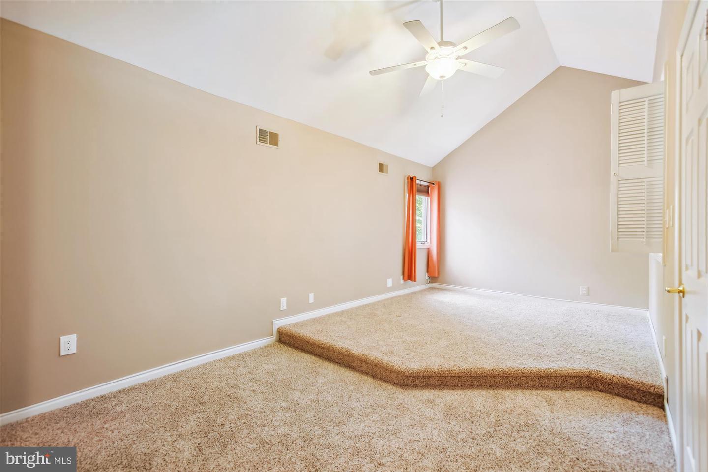 1539 CHURCH HILL PL, RESTON, Virginia 20194, 3 Bedrooms Bedrooms, ,3 BathroomsBathrooms,Residential,For sale,1539 CHURCH HILL PL,VAFX2236886 MLS # VAFX2236886