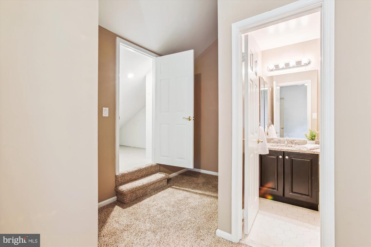 1539 CHURCH HILL PL, RESTON, Virginia 20194, 3 Bedrooms Bedrooms, ,3 BathroomsBathrooms,Residential,For sale,1539 CHURCH HILL PL,VAFX2236886 MLS # VAFX2236886