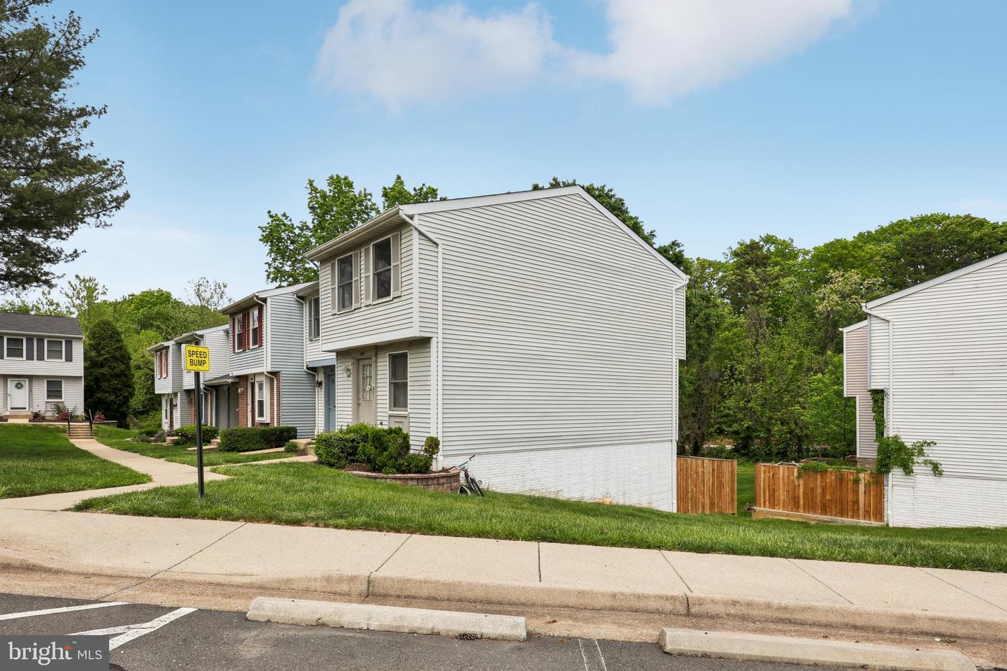 1660 THENIA PL, WOODBRIDGE, Virginia 22192, 2 Bedrooms Bedrooms, ,1 BathroomBathrooms,Residential,For sale,1660 THENIA PL,VAPW2093258 MLS # VAPW2093258