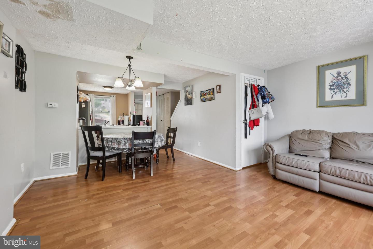 1660 THENIA PL, WOODBRIDGE, Virginia 22192, 2 Bedrooms Bedrooms, ,1 BathroomBathrooms,Residential,For sale,1660 THENIA PL,VAPW2093258 MLS # VAPW2093258