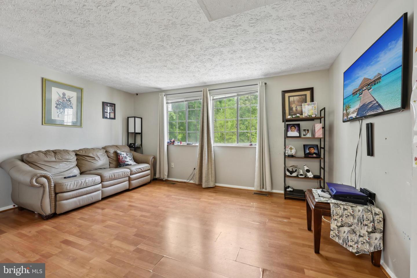 1660 THENIA PL, WOODBRIDGE, Virginia 22192, 2 Bedrooms Bedrooms, ,1 BathroomBathrooms,Residential,For sale,1660 THENIA PL,VAPW2093258 MLS # VAPW2093258