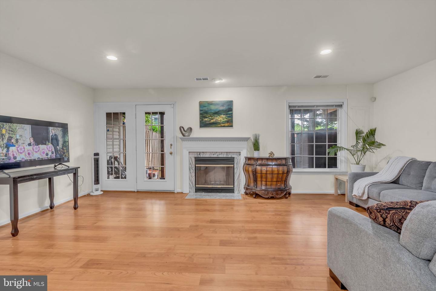 14605 CREEK VALLEY CT, CENTREVILLE, Virginia 20120, 4 Bedrooms Bedrooms, ,3 BathroomsBathrooms,Residential,For sale,14605 CREEK VALLEY CT,VAFX2236934 MLS # VAFX2236934