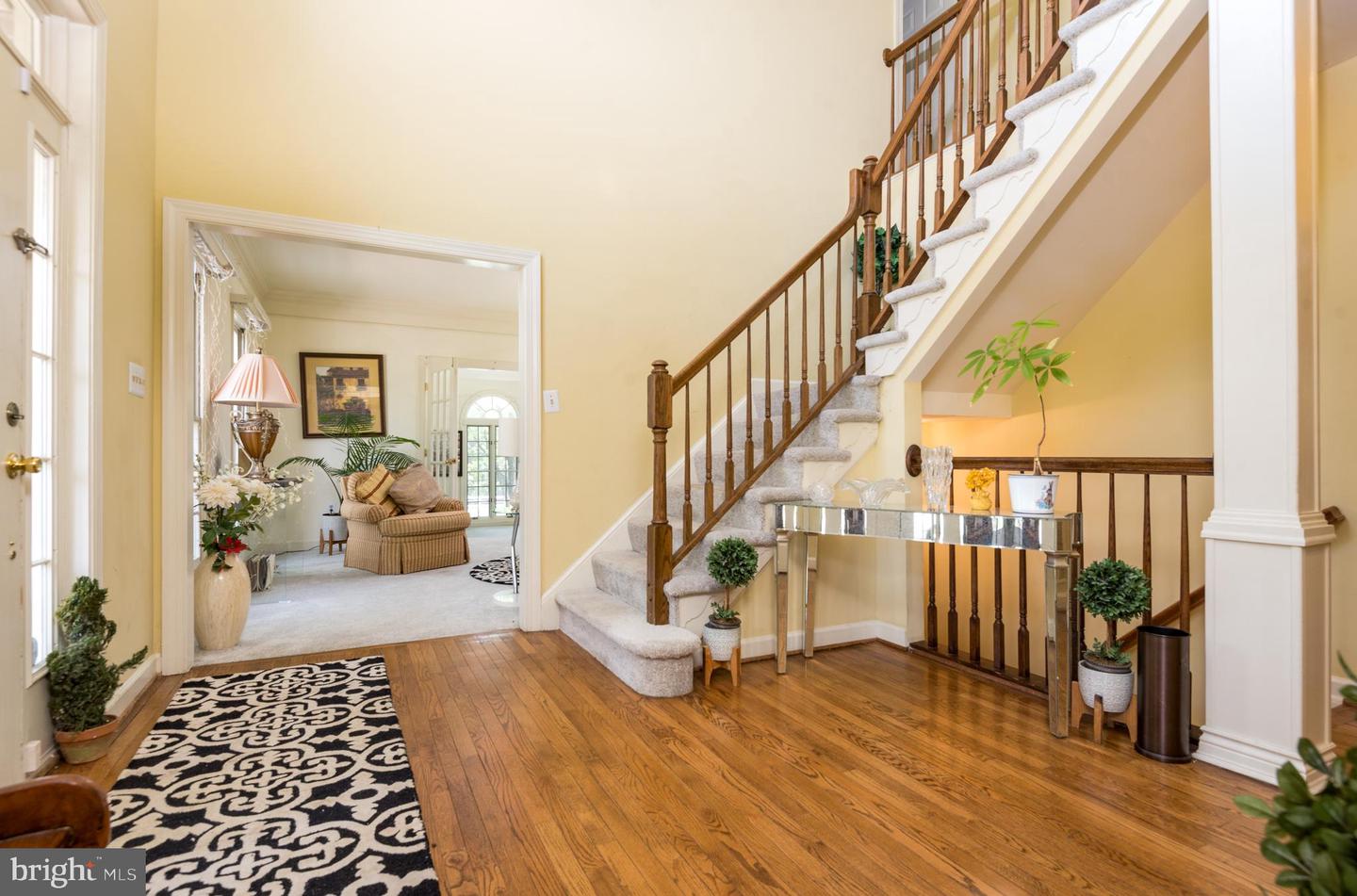 15551 SMITHFIELD PL, CENTREVILLE, Virginia 20120, 4 Bedrooms Bedrooms, ,4 BathroomsBathrooms,Residential,For sale,15551 SMITHFIELD PL,VAFX2236952 MLS # VAFX2236952