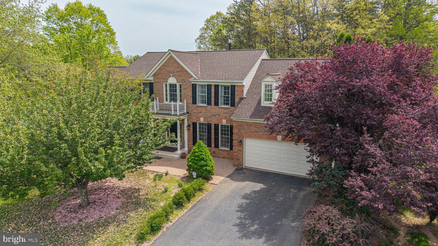 15551 SMITHFIELD PL, CENTREVILLE, Virginia 20120, 4 Bedrooms Bedrooms, ,4 BathroomsBathrooms,Residential,For sale,15551 SMITHFIELD PL,VAFX2236952 MLS # VAFX2236952